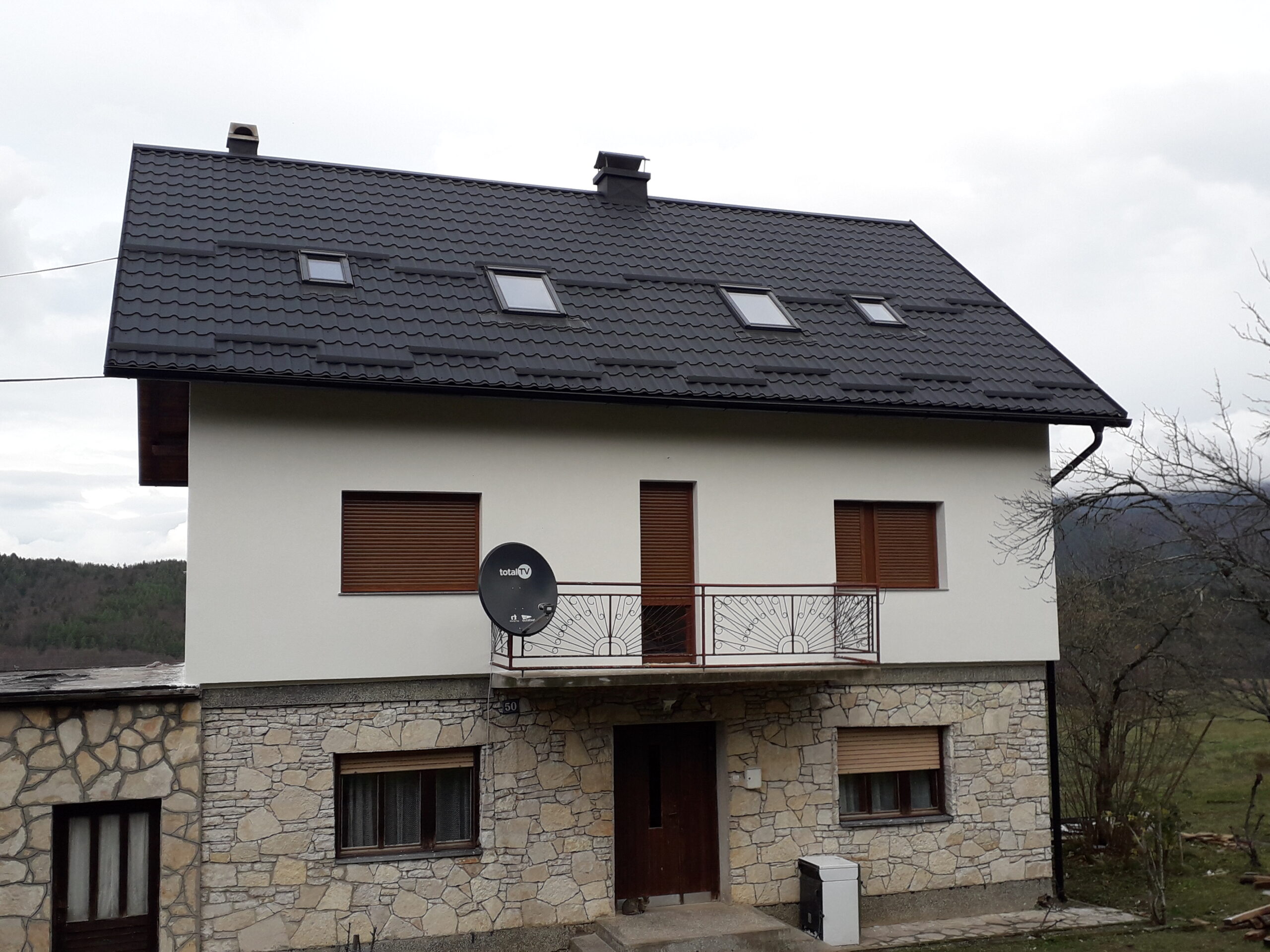 House (6)
