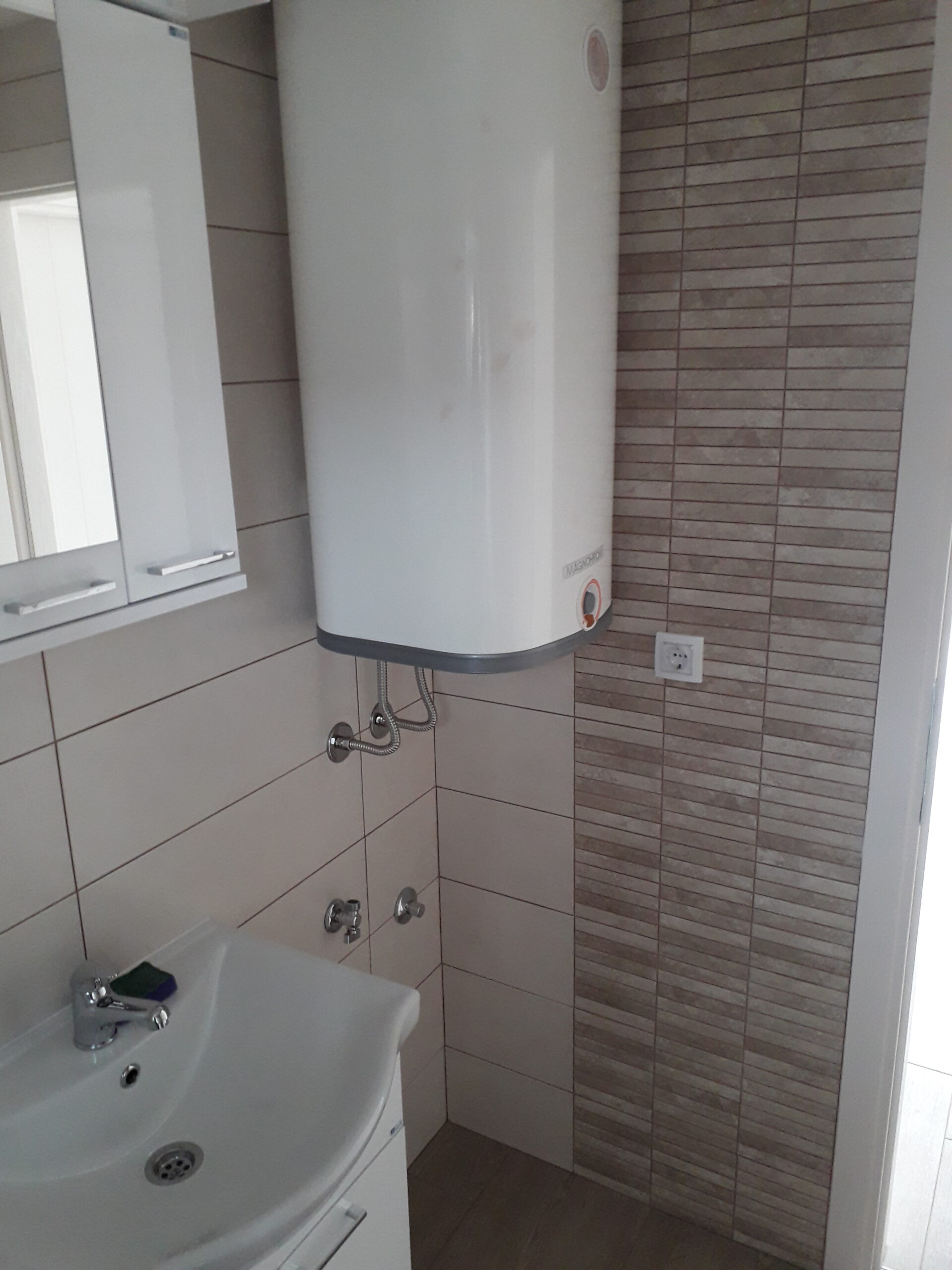 Bathroom (3)