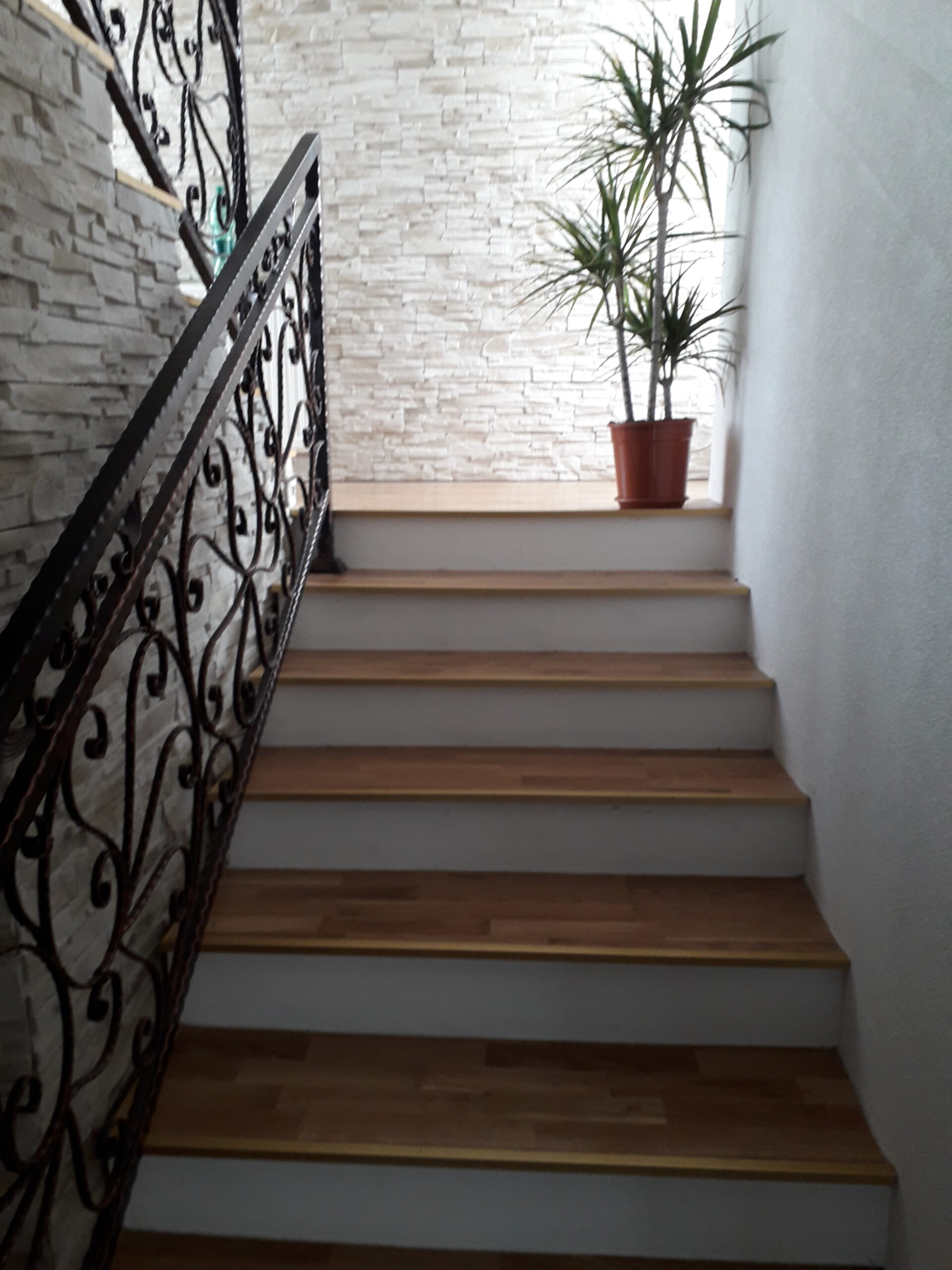 Staircase (1)