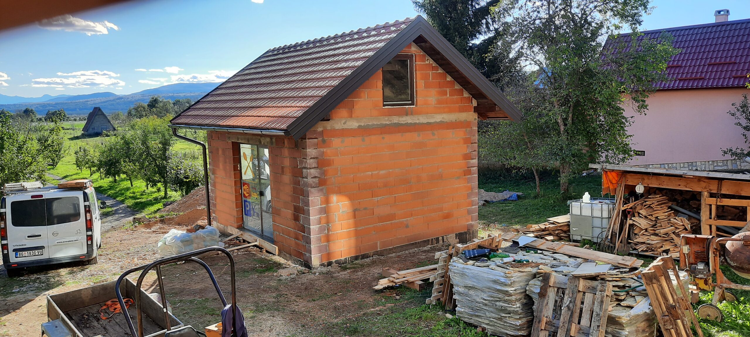 Roof (11)