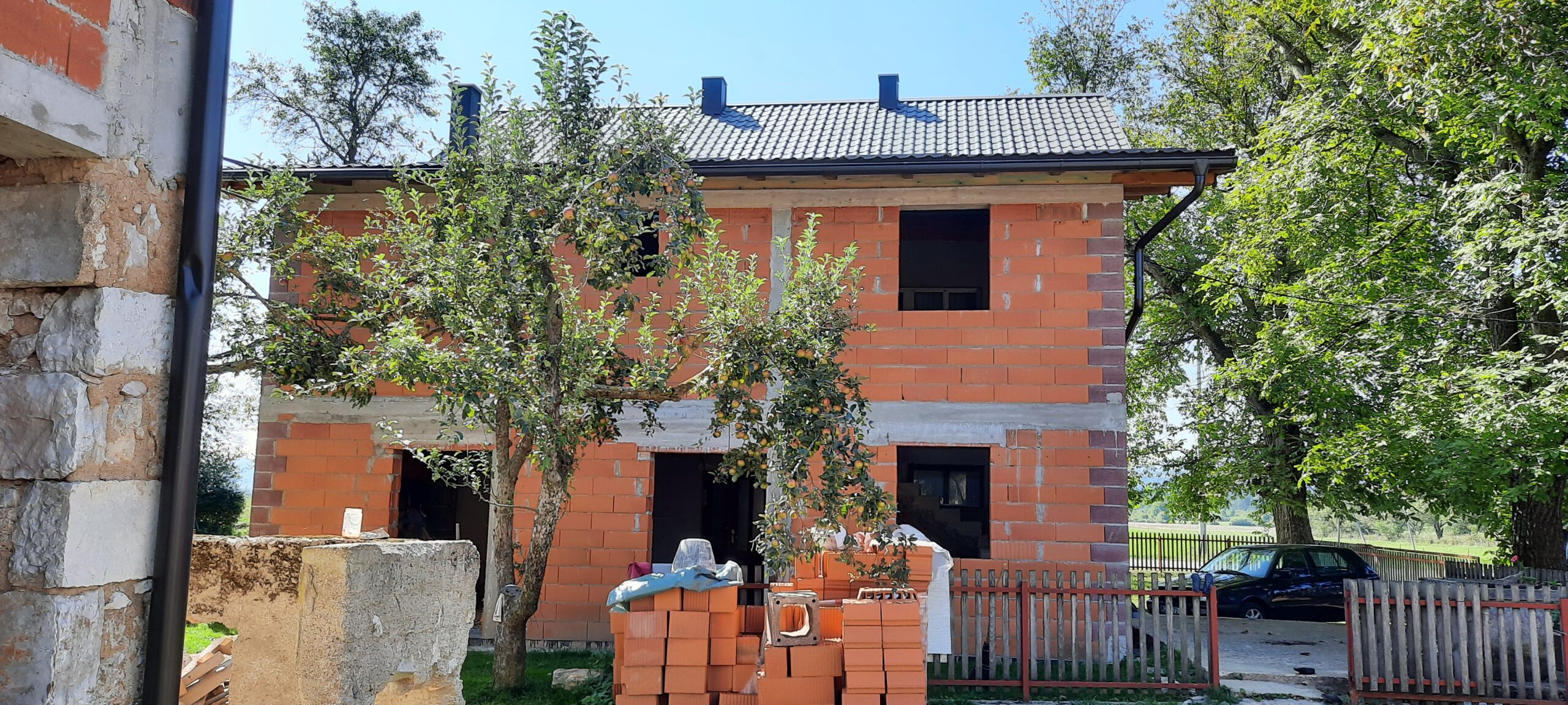 Roof (4)